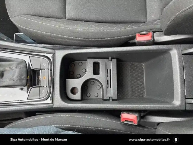 Skoda Karoq 2.0 tdi 116 ch scr dsg7 — photo 25