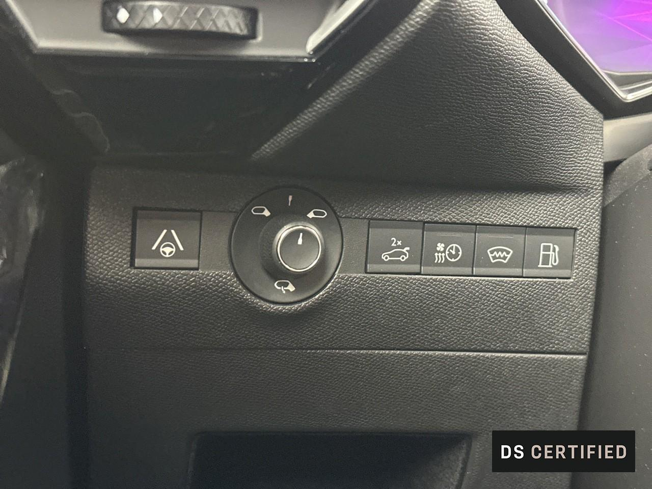 Ds Ds 7 crossback hybride rechargeable e-tense 360 eat8 4x4 la premi — photo 17