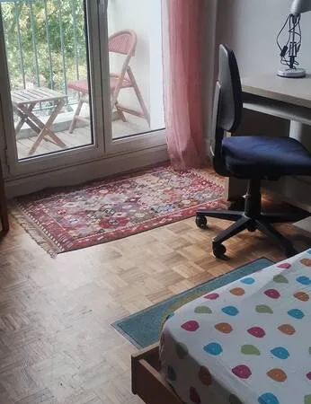 Appartement 1 pièce 90 m²