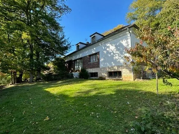 Maison 5 pièces 140 m²