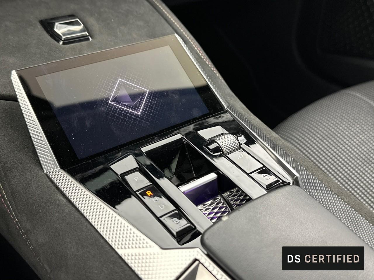 Ds Ds 4 hybride e-tense 225 eat8 performance line+ — photo 29