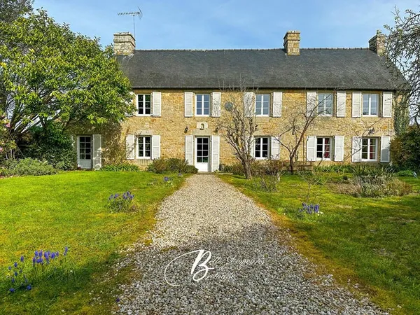 Maison 7 pièces 185 m²