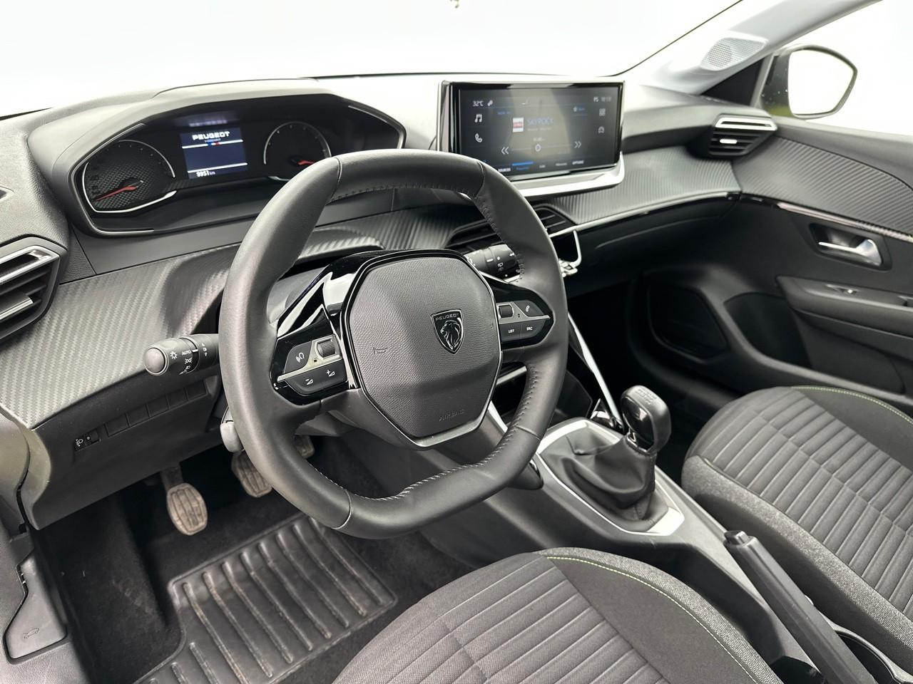 Peugeot 208 puretech 75 s&s bvm5 active — photo 8