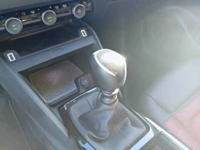 Citroën C4 puretech 130 s&amp;s bvm6 — photo 14