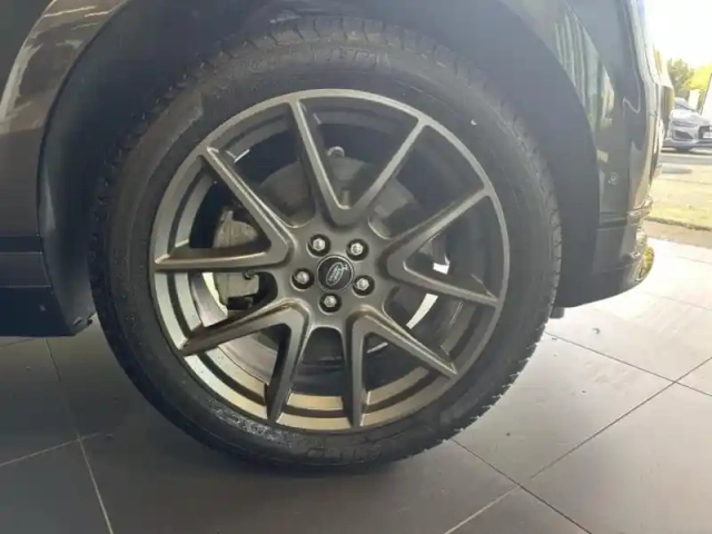 Land Rover Range Rover velar 2.0 p400e 404ch phev dynamic se awd bva — photo 12