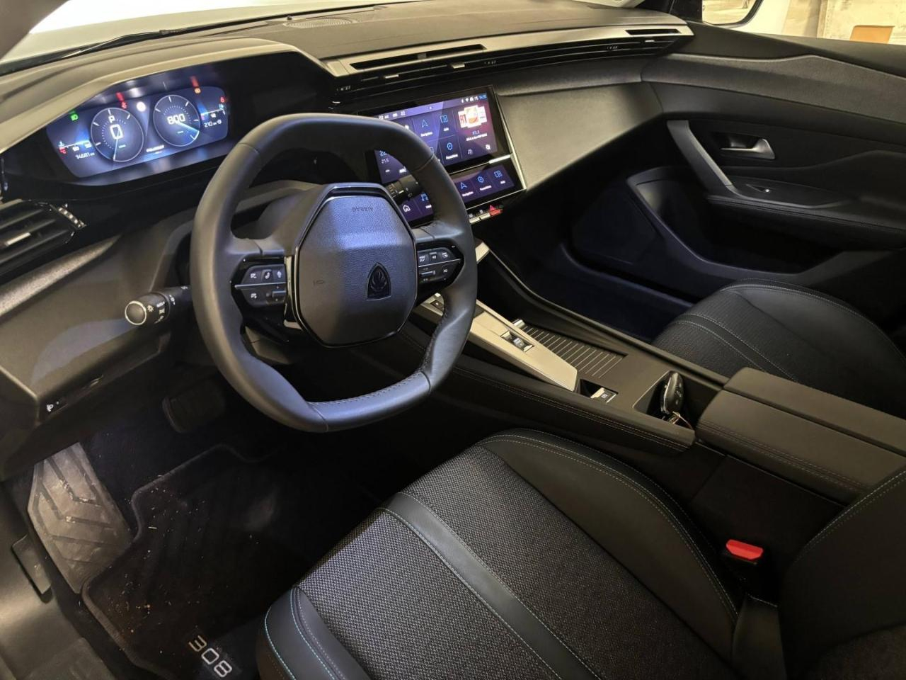 Peugeot 308 1.2 puretech 130ch s&s allure eat8 — photo 7