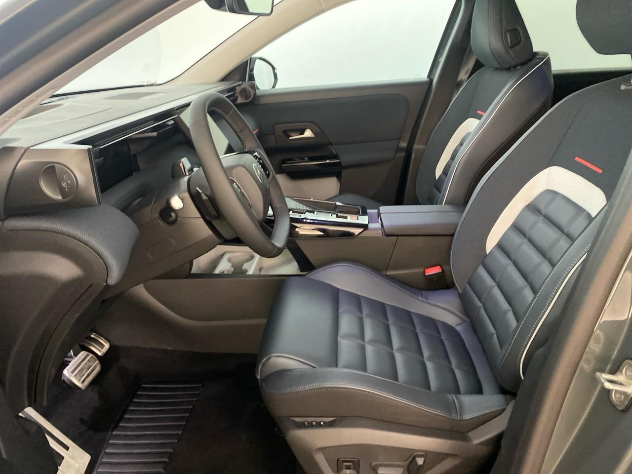Citroën C5 Aircross hybride 145 ch e-dcs6 max — photo 9