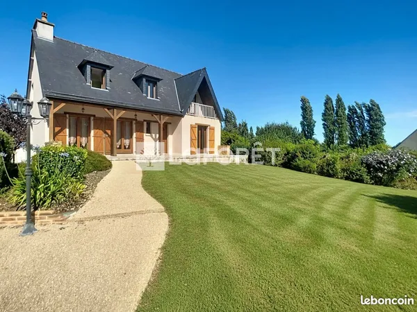 Maison 7 pièces 136 m²
