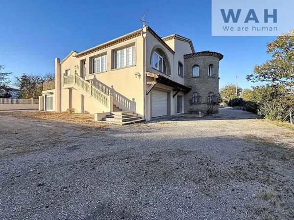 Maison 390m2 - Gros potentiel - Piscine - Terrain 1663m2 - S