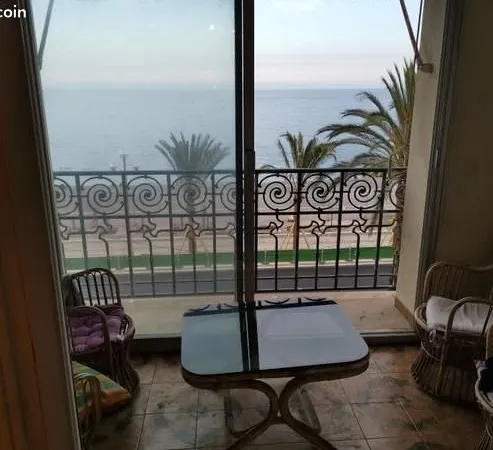 Appartement de 109m2 à louer sur Nice
