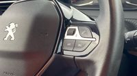 Peugeot 208 Allure PureTech 100 S S BVM6 — photo 17