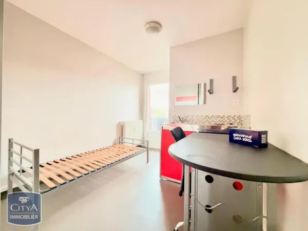 Studio 1 pièce 13 m²