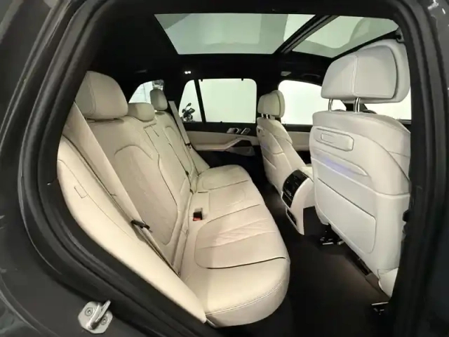 Bmw X5 xdrive50e 489ch m sport — photo 7