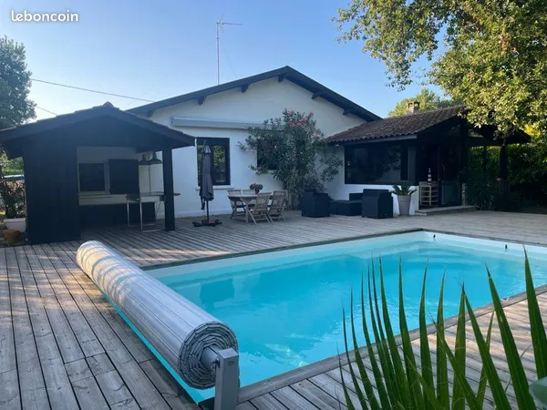 Magnifique maison avec piscine à Andernos
