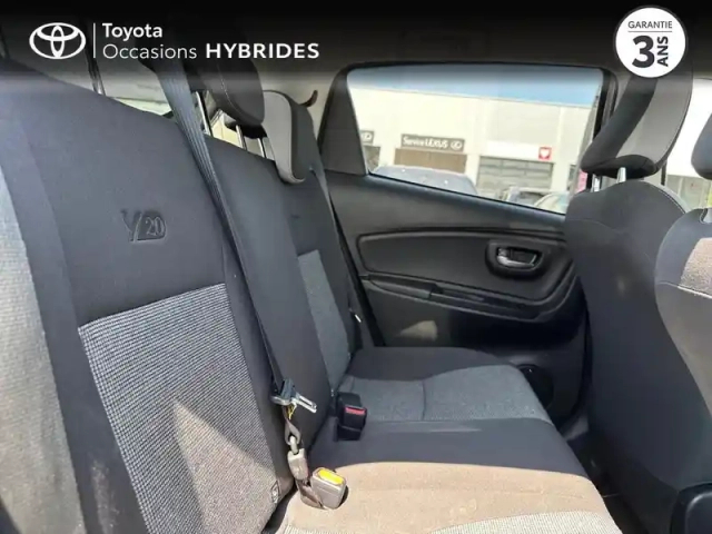 Toyota Yaris 110 vvt-i design y20 boite automatique connect 5p — photo 13