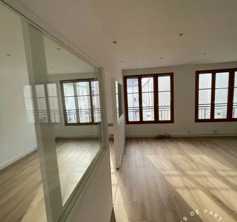 Bureaux/Locaux professionnels 51 m²