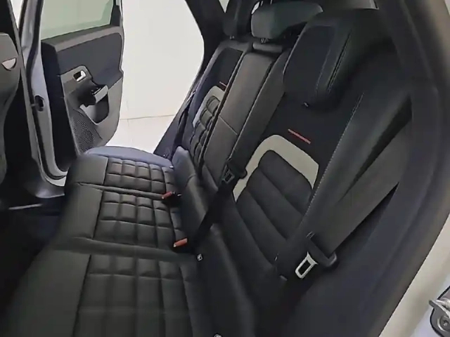 Citroën C5 Aircross hybride 145 ch e-dcs6 — photo 12