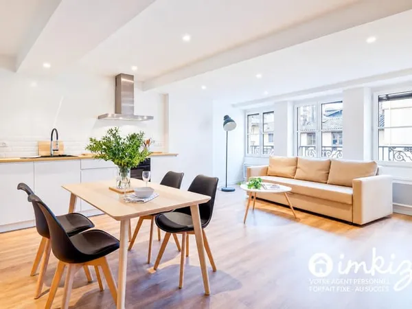 T2 62m² entièrement rénové au coeur du Vieux Lyon
