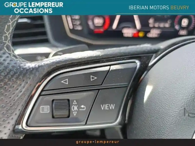 Audi A1 sportback 40 tfsi 207ch s line s tronic 7 — photo 15