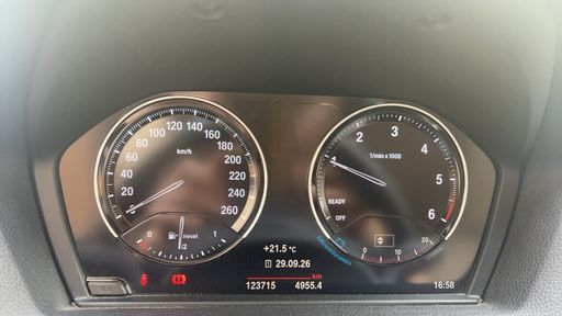 BMW Serie 1 114d 95 - Urban Chic – 2017 – 123715 km – Diesel – Boîte Manuelle — photo 16