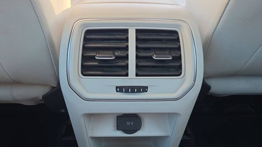 Volkswagen Golf Sportsvan 1.4 TSI 125 DSG7 - Carat – 2017 – 136024 km – Essence – Boîte Automatique — photo 8
