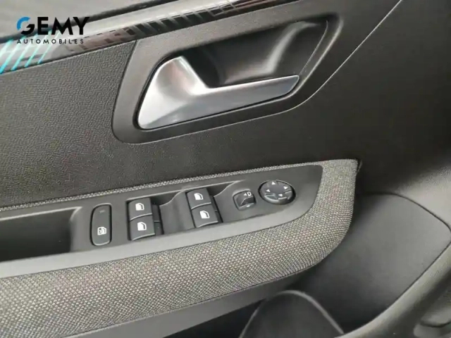 Peugeot 208 puretech 100 s&amp;s bvm6 — photo 48