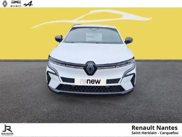 Renault Megane e-tech electric ev60 220ch techno optimum charge — photo 3