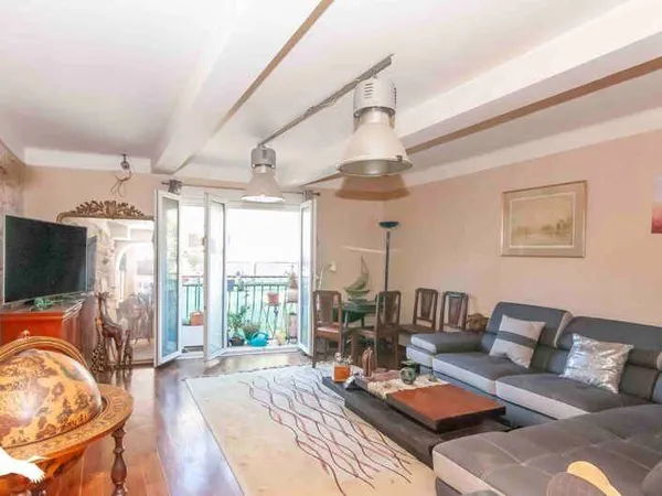 Maison 7 pièces 145 m²