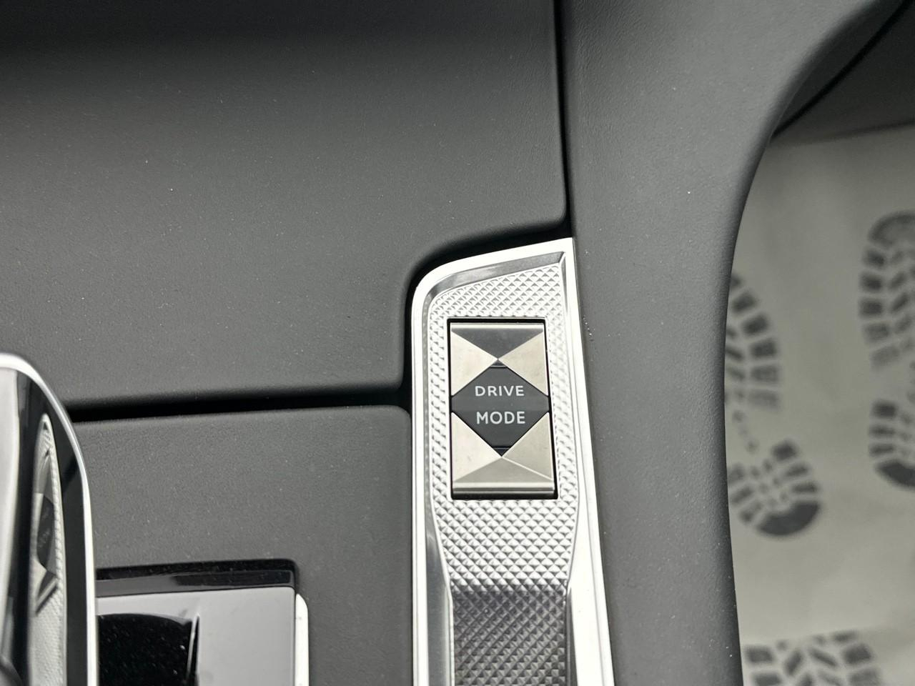 Ds Ds 7 crossback hybride rechargeable e-tense 360 eat8 4x4 performa — photo 26