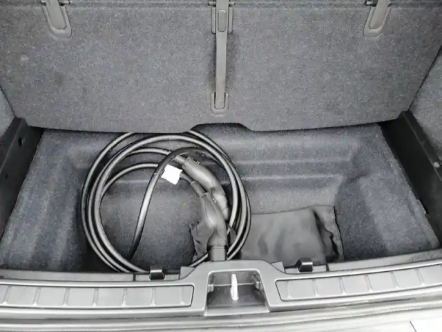 Volvo Xc40 recharge extended range 252 ch 1edt — photo 8