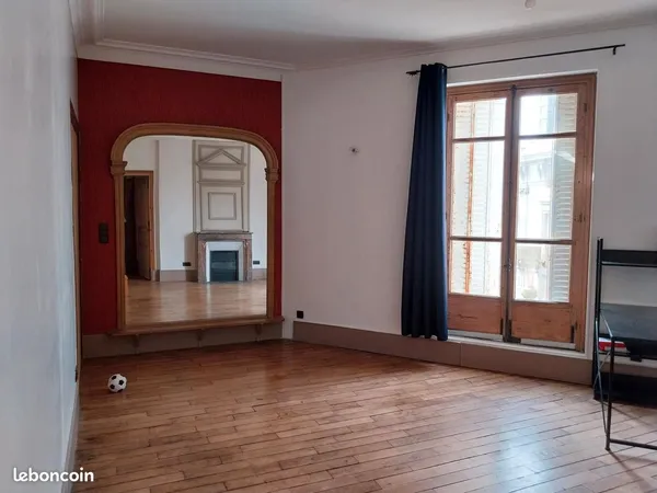 COLOCATION Appartement rues piétonnes
