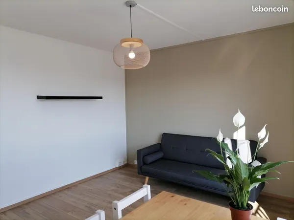 Appartement T2 de 35m2 à louer à Orly — Orly (RER C / Tram T7 / Ligne 14)