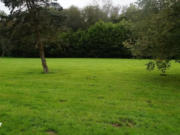 Terrain 1307 m²