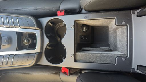 Porsche Macan 2.0 252 PDK - . – 2017 – 88954 km – Essence – Boîte Automatique — photo 4