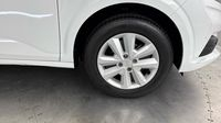 Dacia Sandero 1.0 TCe 90ch Expression CVT — photo 20