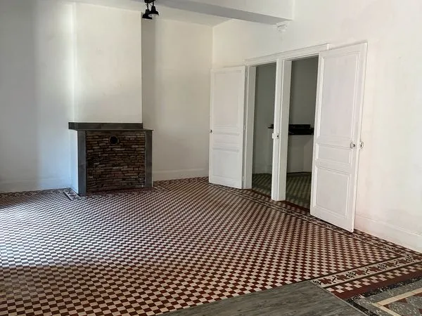Maison ancienne dans le vieux gaillac rénovée il y'a 2 ans