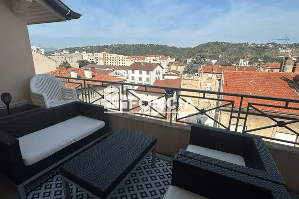 Appartement 3 pièces 82 m²