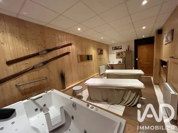 Fonds de commerce 147 m²
