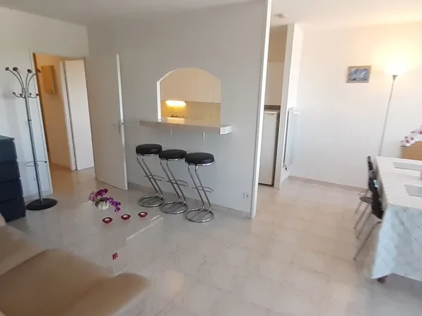 2 pièces meublé