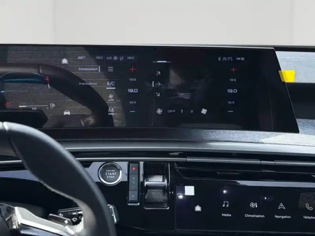 Peugeot 3008 hybride rechargeable plug-in 225ch allure e-dcs7 — photo 14