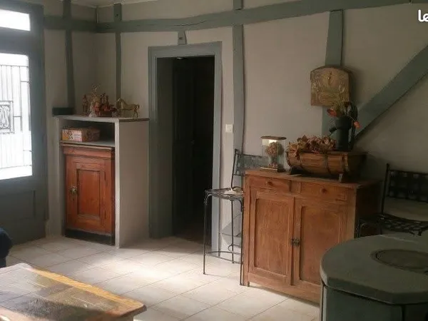 Appartement au seins d'une maison proche centre