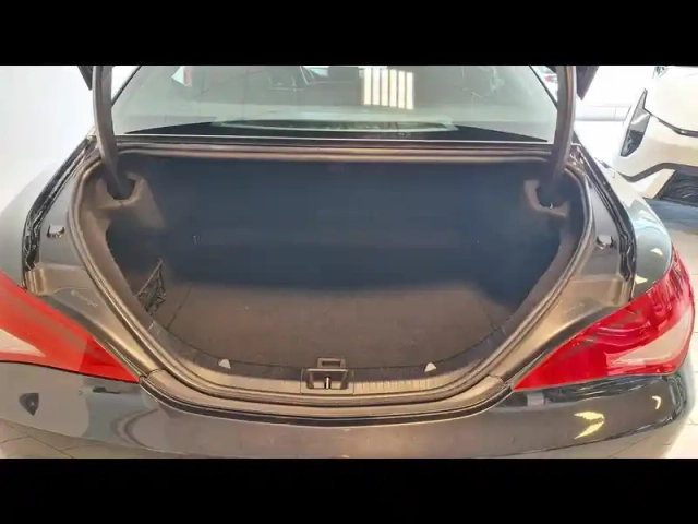 Mercedes Cla 180 d inspiration 7g-dct — photo 29