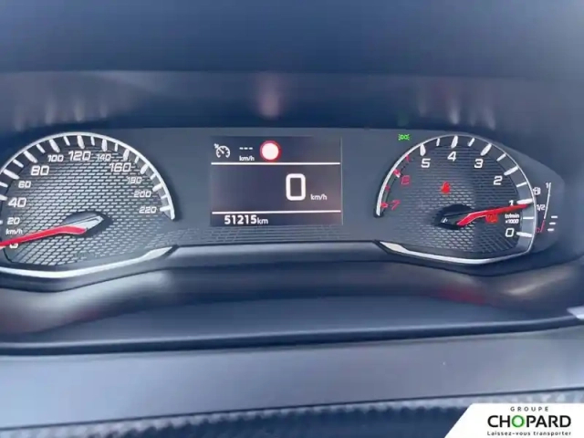 Peugeot 2008 puretech 100 s&amp;s bvm6 — photo 17
