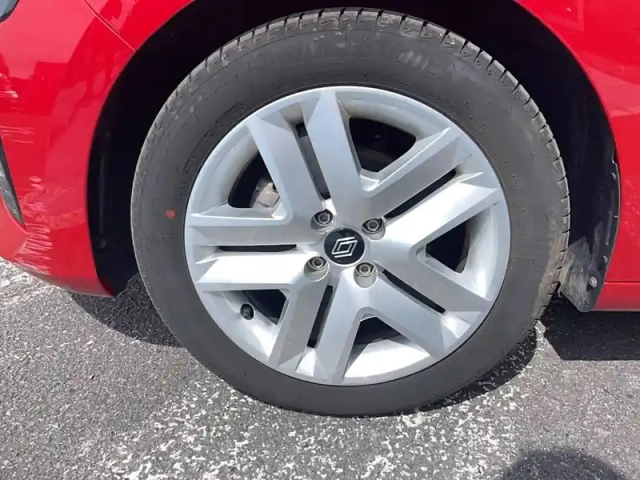 Renault Clio tce 90 — photo 16