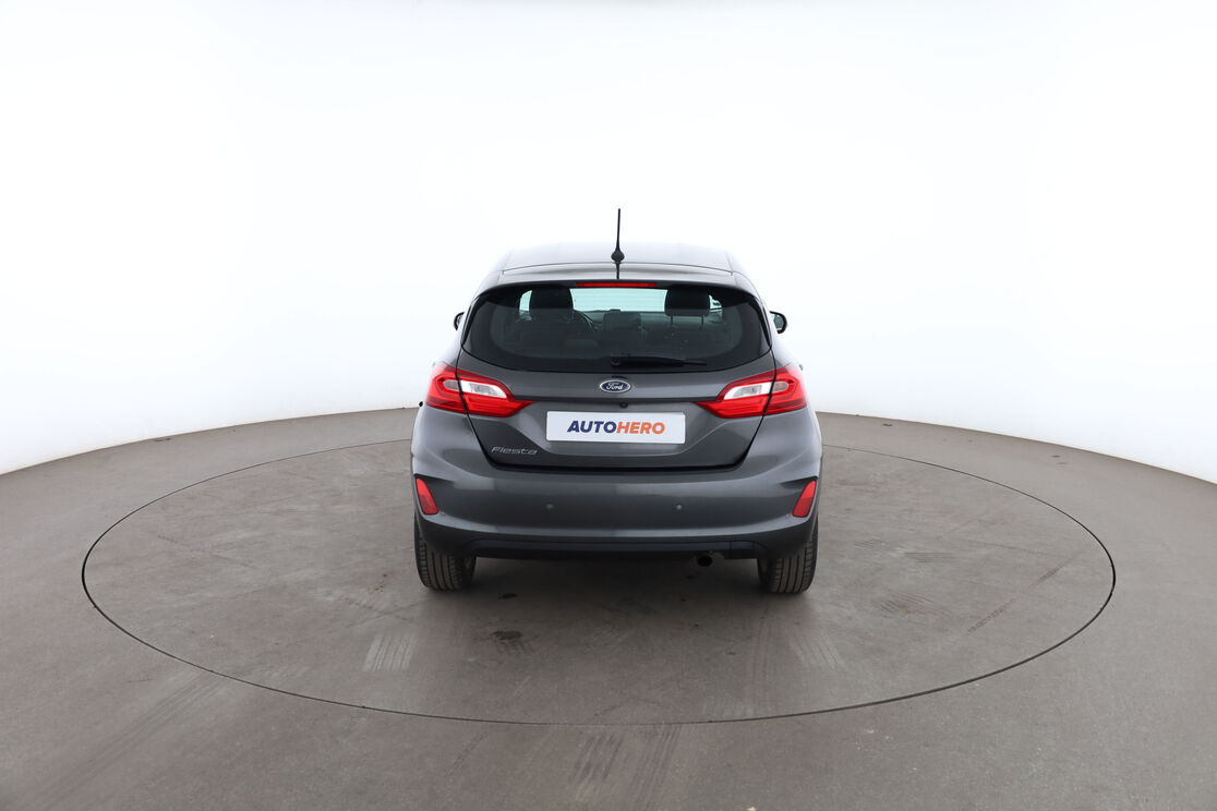 Ford Fiesta 1.0 EcoBoost Titanium — photo 4