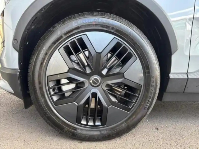 Volvo Ex30 cross country twin performance 428ch ultra — photo 12