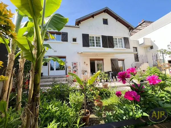 Maison 6 pièces 85 m²