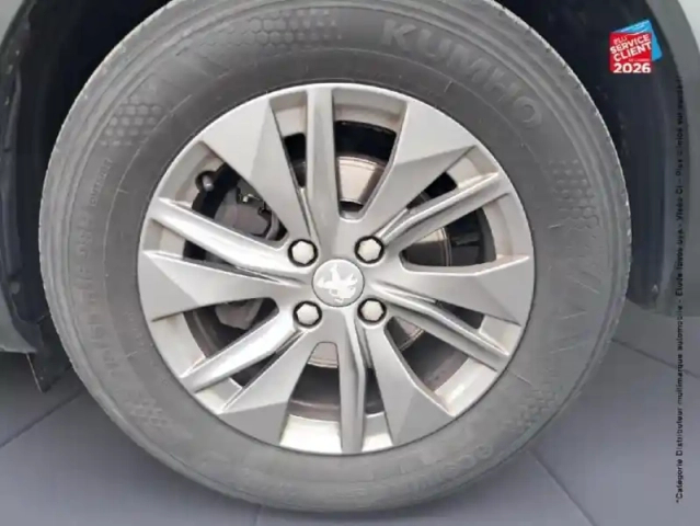 Peugeot 2008 1.2 puretech 100ch s&amp;s style — photo 10