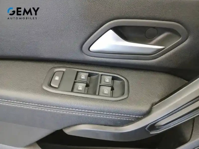 Dacia Duster eco-g 100 4x2 — photo 22
