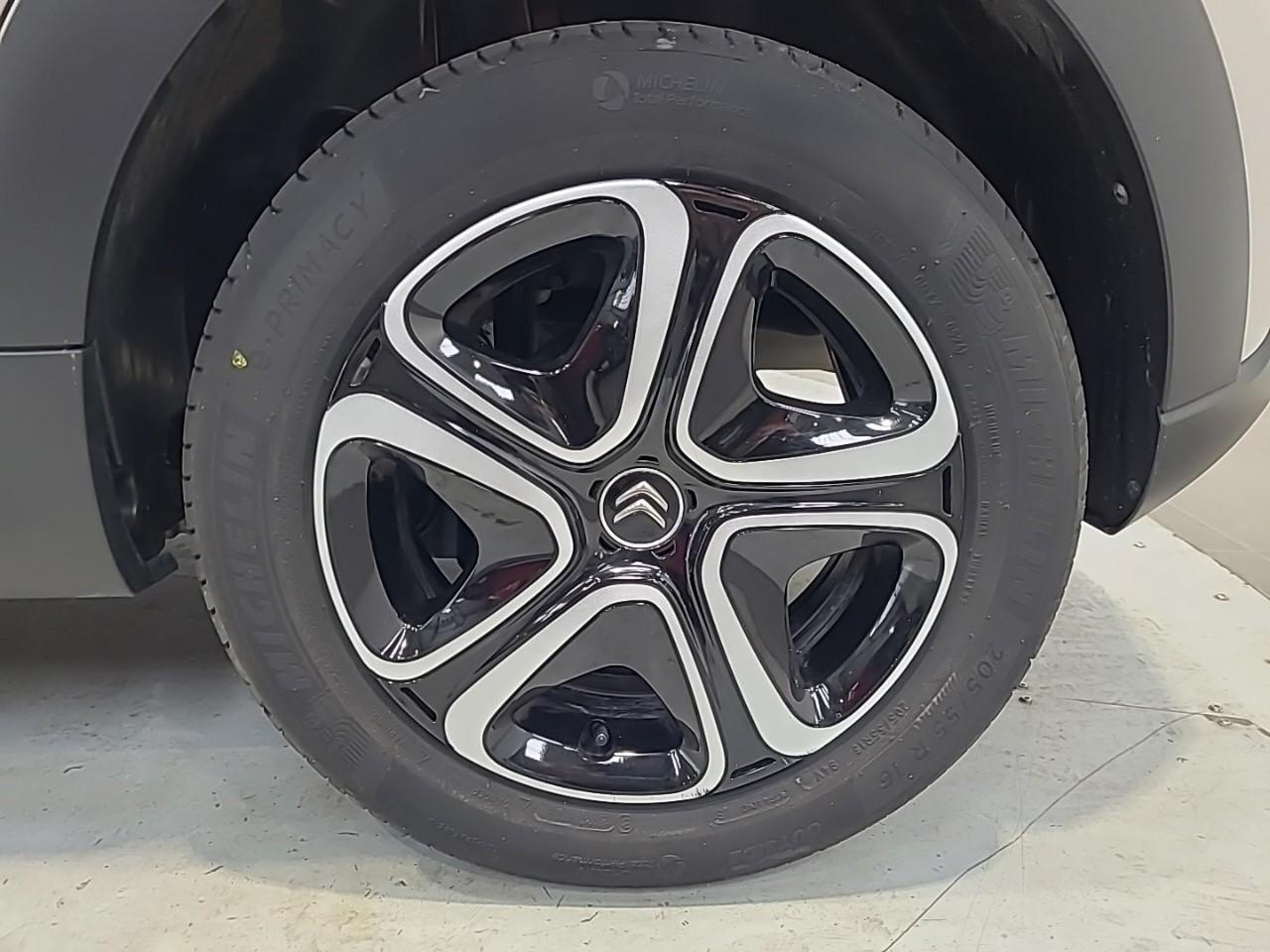 Citroën C3 puretech 83 ch bvm5 plus — photo 16